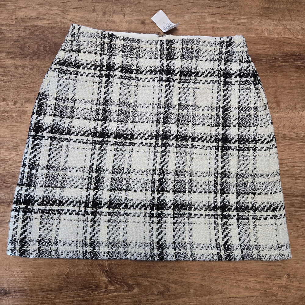 NWT! LOFT Black and White Plaid Mini Tweed Skirt  Size 6 Wool Blend